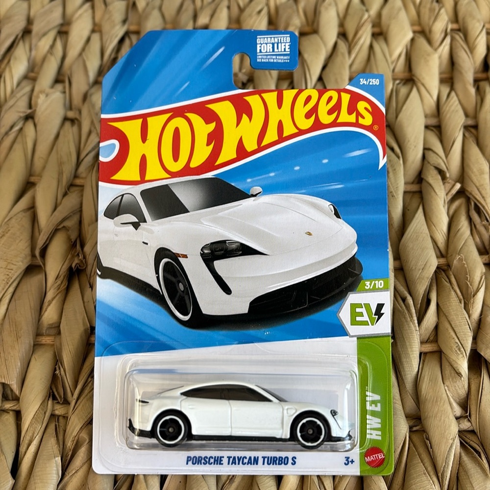 White Porsche Taycan Turbo S EV Car Electric Vehicle Hot Wheels Hotwheels 2026 🆕